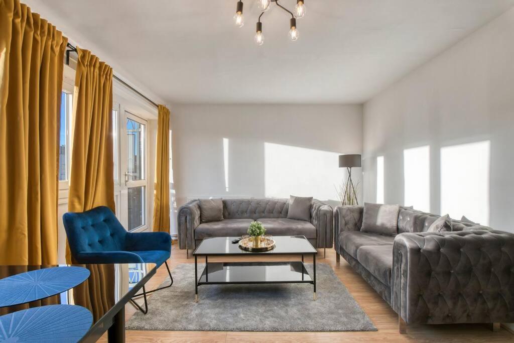 Kings Cross Apartment 4 Br Londra Esterno foto
